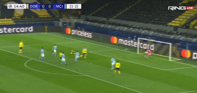 Jude Bellingham continues to impress with a lovely finish for Dortmund vs Man City - Bóng Đá