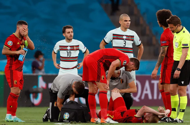 Roberto Martinez issues injury update on Man City ace Kevin de Bruyne ahead of Euro 2020 quarter-final - Bóng Đá