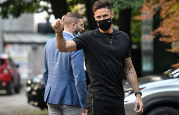 Ảnh Giroud ra mắt AC Milan - Bóng Đá