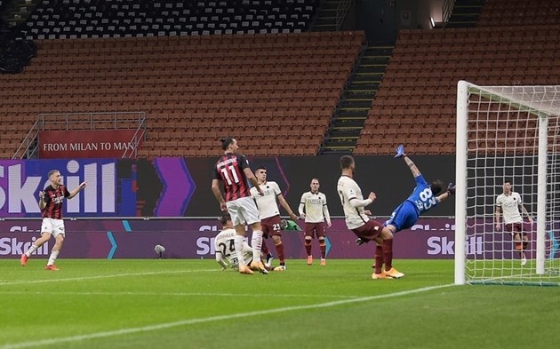 Thổi 2 quả penalty 