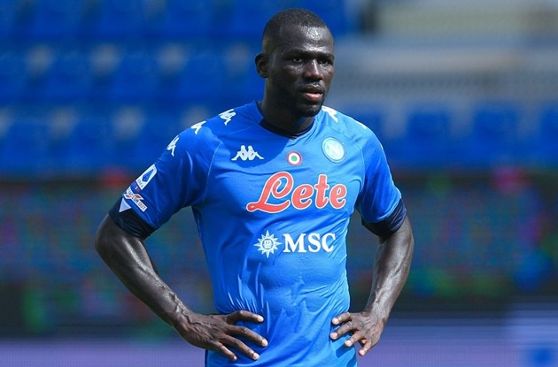 Pictures: Alex Telles in United kits and training gear - Bóng Đá