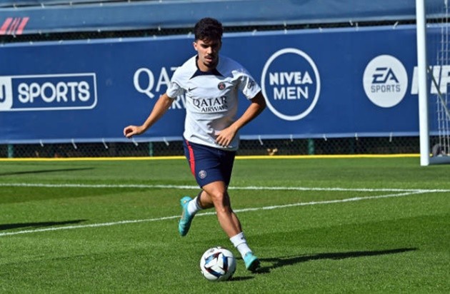 PSG tập - Bóng Đá