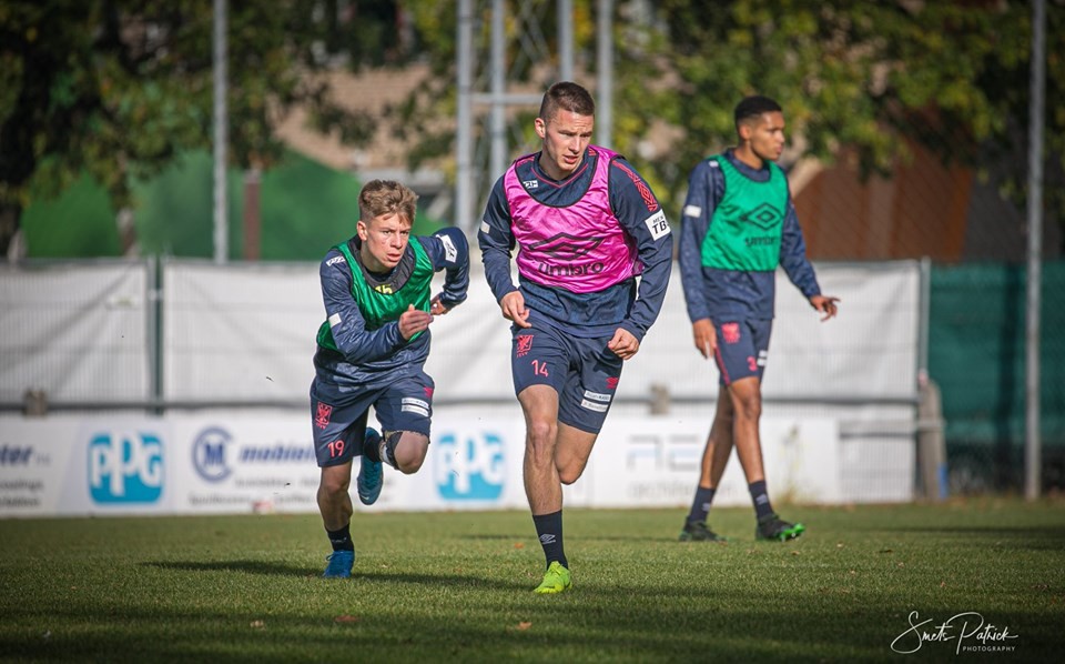 Jules Kounde will undergo a surgery tomorrow - Bóng Đá