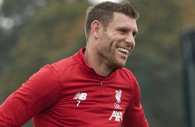 Reece James bảo vệ Abraham - Bóng Đá