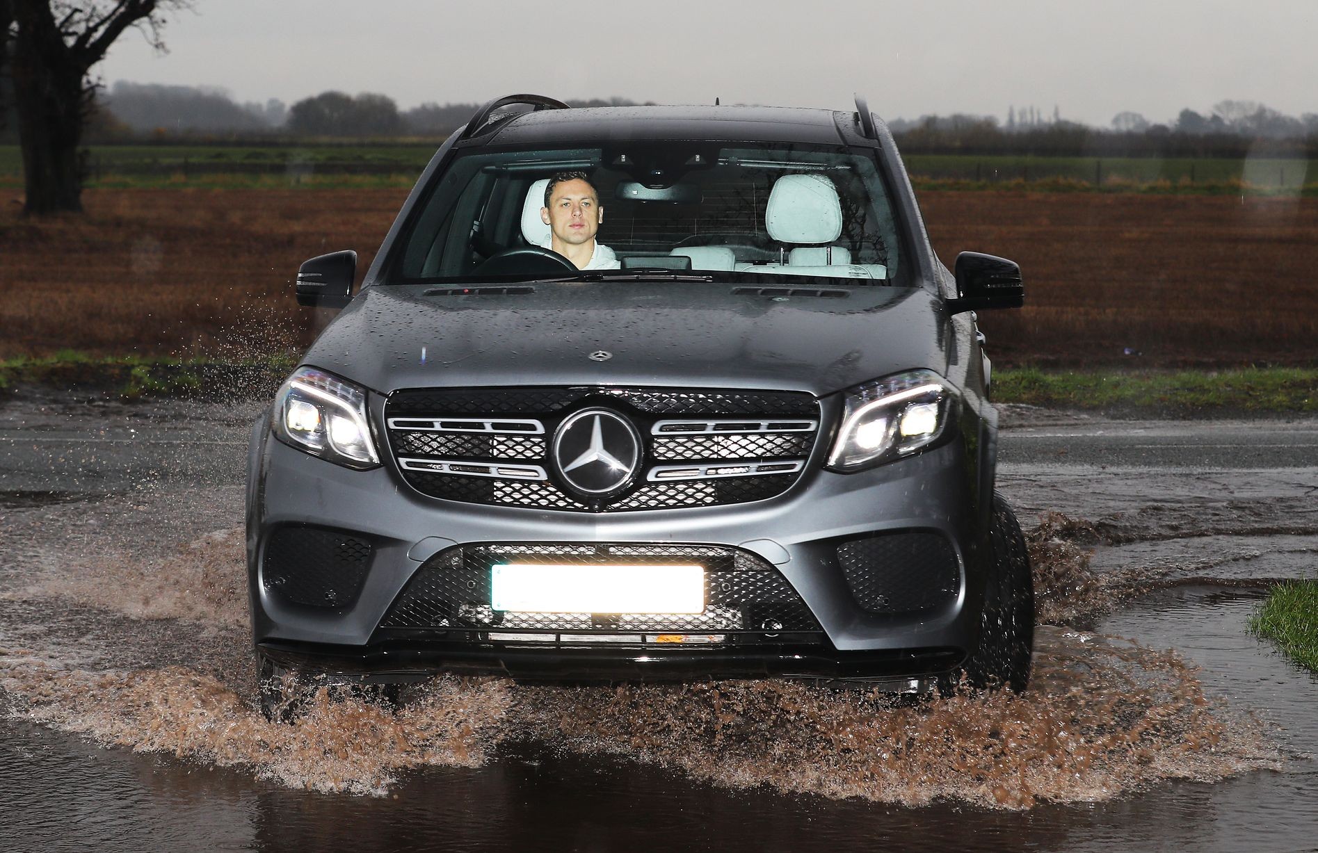 Manchester United first teamers report for training as youngsters face Astana - Bóng Đá