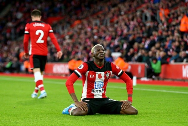 Những khoảnh khắc ấn tượng nhất vòng 12 - Bóng Đá