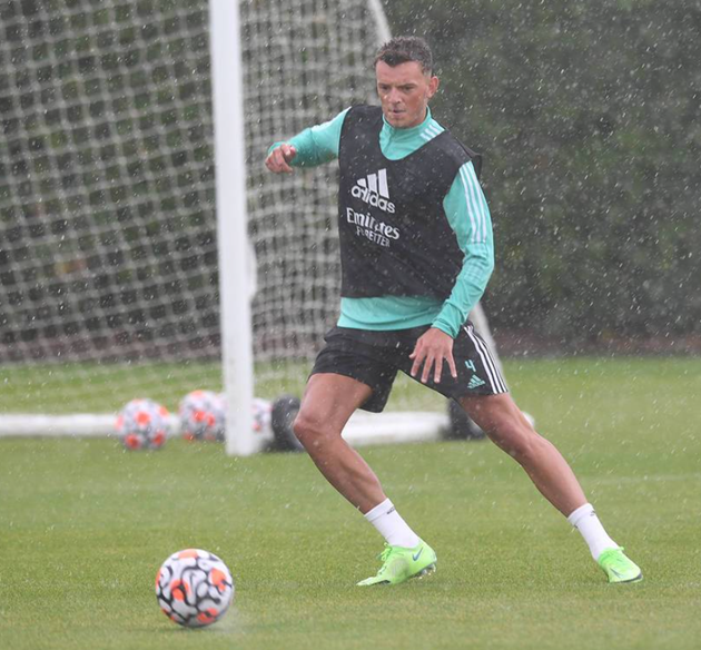 Ben White takes part in first Arsenal session - Bóng Đá