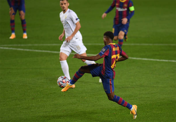 Messi khai hỏa, Barcelona dội mưa gôn vào lưới đại diện đến từ Hungary - Bóng Đá