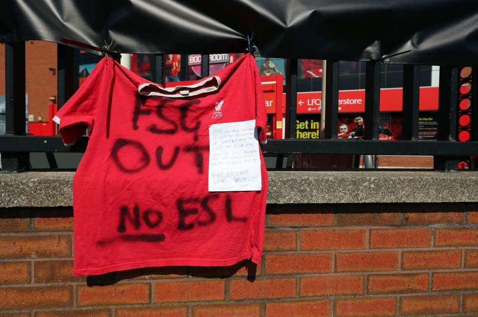 Làn sóng tẩy chay ESL lan rộng, CĐV Premier League than khóc - Bóng Đá