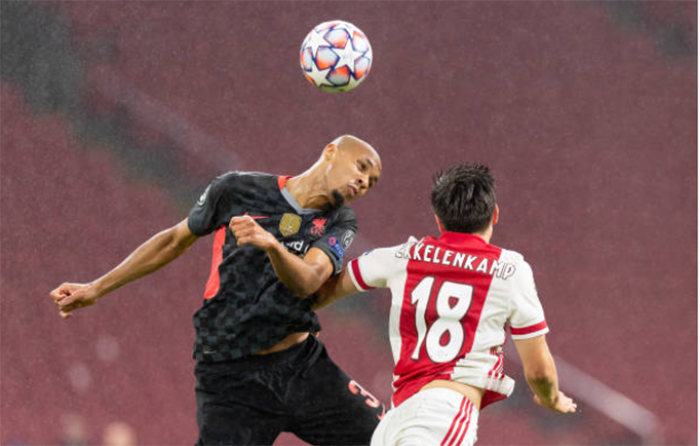 Fabinho cứu bóng trên vạch vôi, CĐV Liverpool thay nhau phát cuồng - Bóng Đá