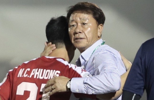 Vắng Công Phượng, Huy Toàn, HLV CLB TP.HCM đặt niềm tin vào 2 cái tên - Bóng Đá