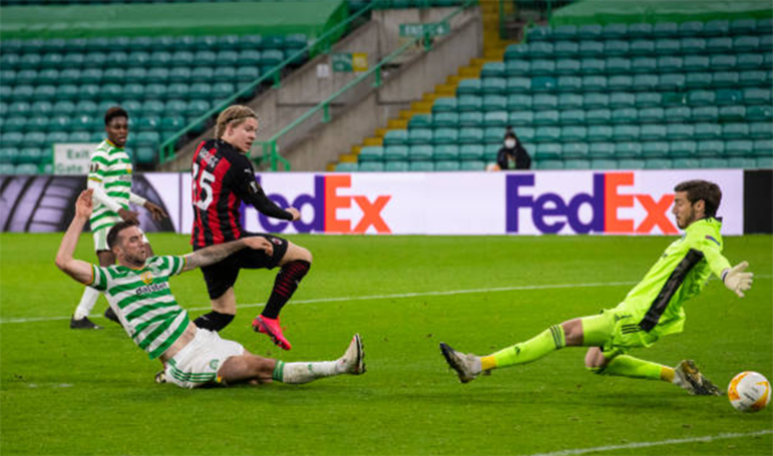 Ibrahimovic im tiếng trong ngày AC Milan thắng nhẹ nhàng 