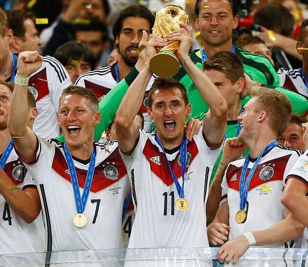 Lampard, Haaland and Higuain: The footballers who became better than their famous fathers - Bóng Đá