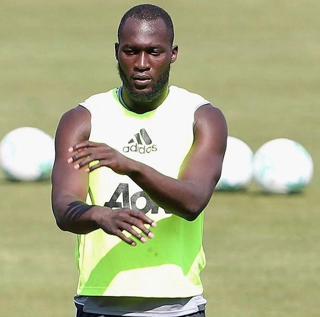 Romelu Lukaku: Ex-Man Utd striker's incredible physique after losing 16lbs - Bóng Đá