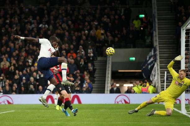 Spurs giành 3 điểm, Mourinho có cử chỉ vô cùng nhân văn  - Bóng Đá