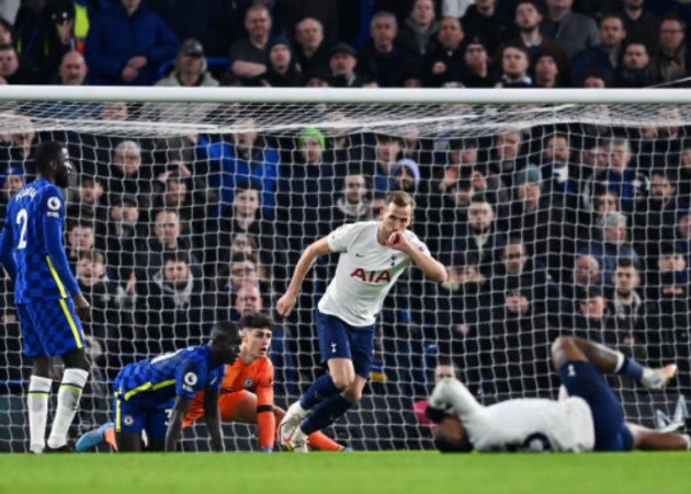 Lukaku giật mình; Kane ngơ ngác vì bàn thắng hụt - Bóng Đá