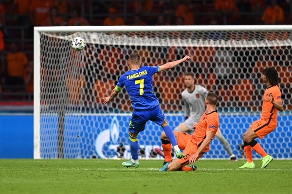 TRỰC TIẾP Hà Lan 2-2 Ukraine: Đội khách quân bình tỷ số (H2) - Bóng Đá