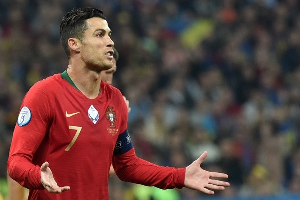 Messi nổ súng trong ngày PSG đăng quang Ligue 1 lần thứ 10 - Bóng Đá