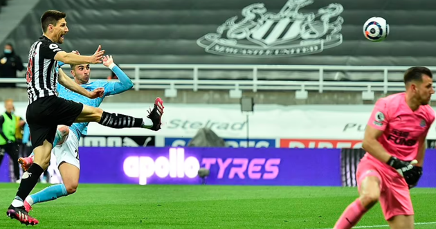 bài ảnh sau trận Newcastle vs Man City - Bóng Đá
