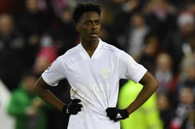 Watch as Dele Alli takes guard dog out for a walk after England ace was robbed and beaten by knife-wielding thieves - Bóng Đá