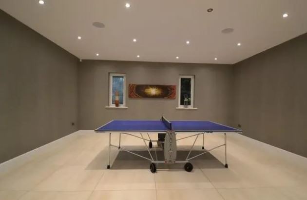 Manchester United Star Puts Incredible £3.5 Million House Up For Sale - Sergio Romero - Bóng Đá