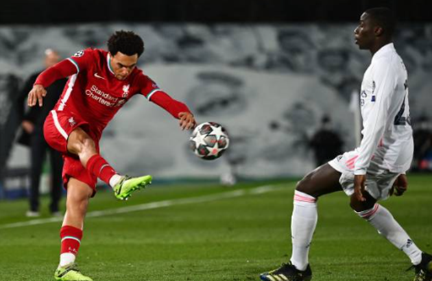 Watch Trent Alexander-Arnold’s awful header allow Marco Asensio - Bóng Đá
