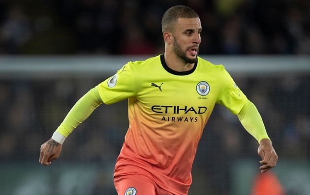 Sinh nhật Phil Foden - Kyle Walker - John Stones - Lacazette - Radu - Bóng Đá