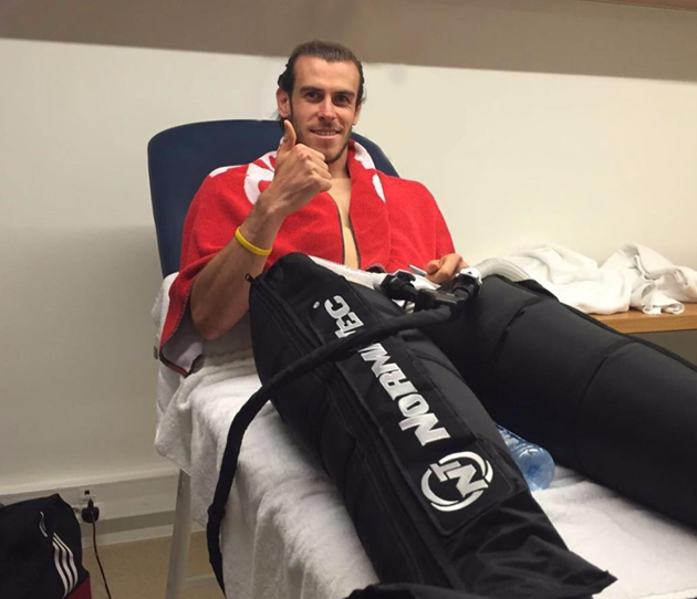 Introducing the Michelin Man-style trousers that Anthony Joshua, Bale and Thiago Silva use in muscle recovery - Bóng Đá