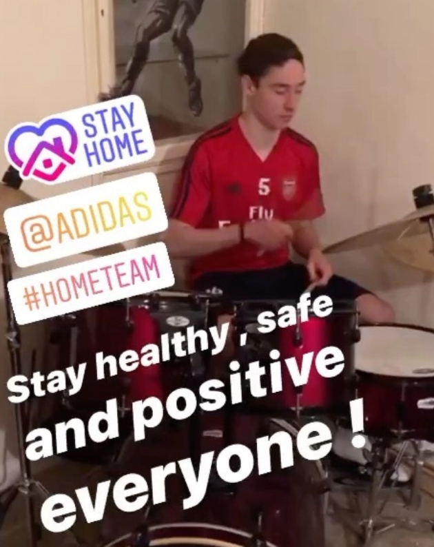 Arsenal’s Mexican wonderkid Marcelo has two sisters who play for Chelsea, and is expected to follow Saka into first team - Bóng Đá