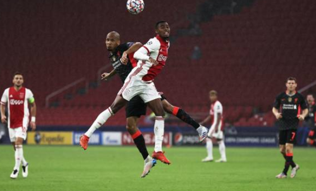 bài ảnh màn trình diễn siêu đẳng của Fabinho - Bóng Đá