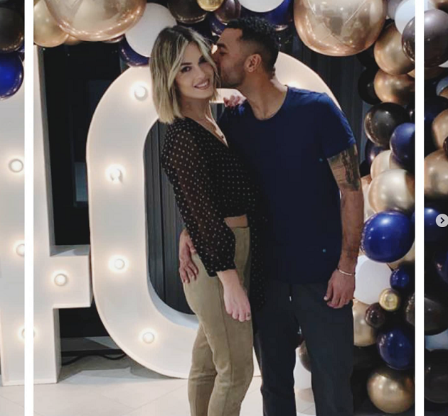 Sharon Canu, bóng hồng ngọt ngào giỏi trói chân Ashley Cole - Bóng Đá