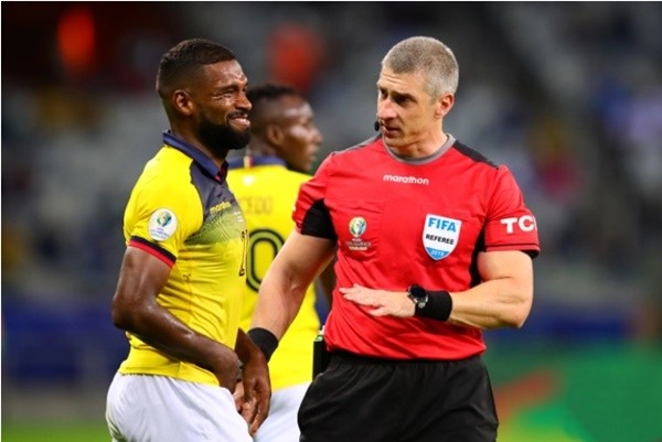 Bạn chiến đấu của Lukaku hóa 