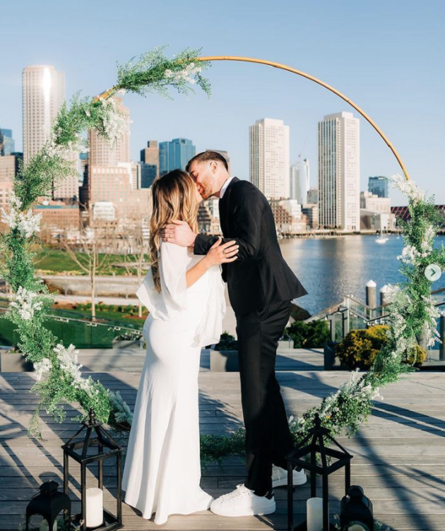 Những cô đào sắc nước hương trời của 3 tân binh Arsenal - Bóng Đá