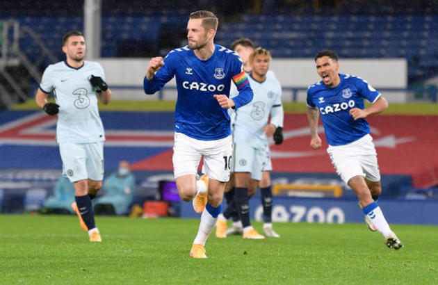 'Con quái vật' quật ngã binh đoàn Chelsea bất bại 17 trận là ai? - Bóng Đá