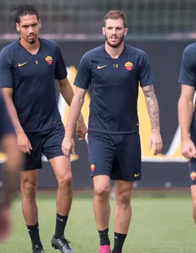 Ảnh tập của Smalling - Bóng Đá