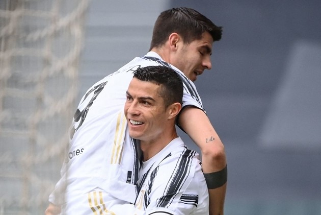 Ronaldo bỏ lỡ khó tin - Bóng Đá
