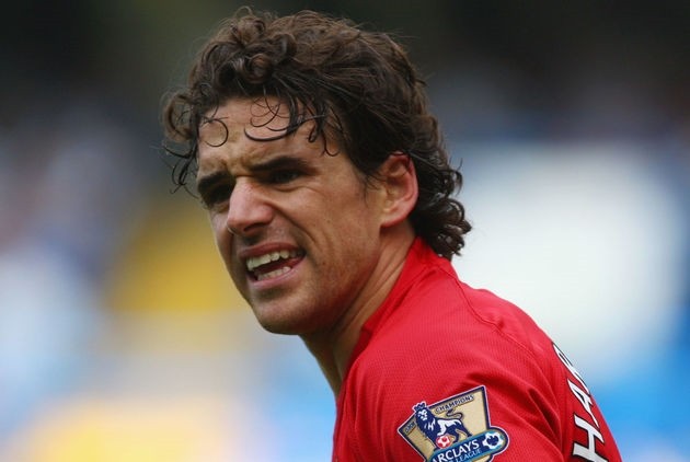 Từ Schmeichel đến Tevez: 7 cái tên từng khoác áo Man Utd và Man City - Bóng Đá