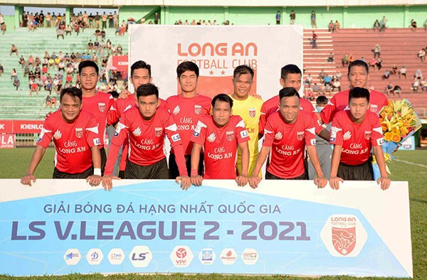 Anh Đức lập cú đúp, CLB Long An chen chân vào top 3 Hạng Nhất 2021 - Bóng Đá