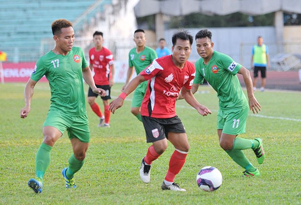 Anh Đức lập cú đúp, CLB Long An chen chân vào top 3 Hạng Nhất 2021 - Bóng Đá