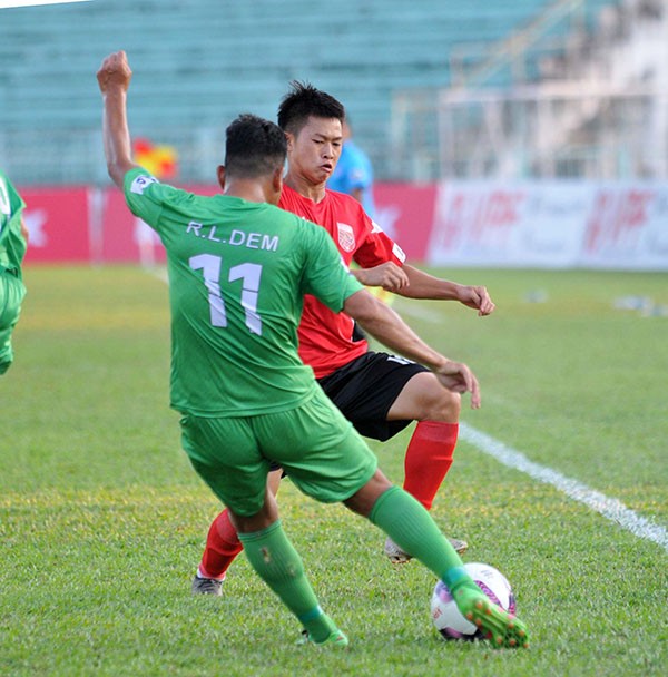 Anh Đức lập cú đúp, CLB Long An chen chân vào top 3 Hạng Nhất 2021 - Bóng Đá