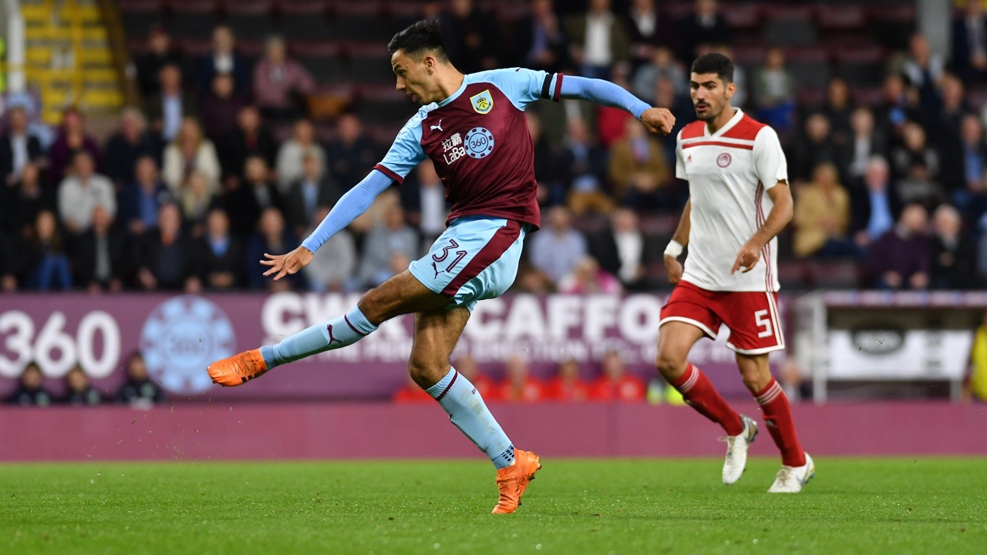 Man Utd mua máy chạy cánh 19 tuổi: Tạt bóng giỏi, đã có 3 kiến tạo, 1 bàn thắng - Bóng Đá