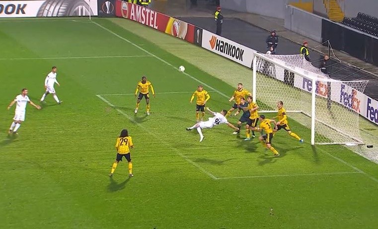 10 hình ảnh ngán ngẩm nhất về Arsenal trên đất Bồ Đào Nha:  - Bóng Đá