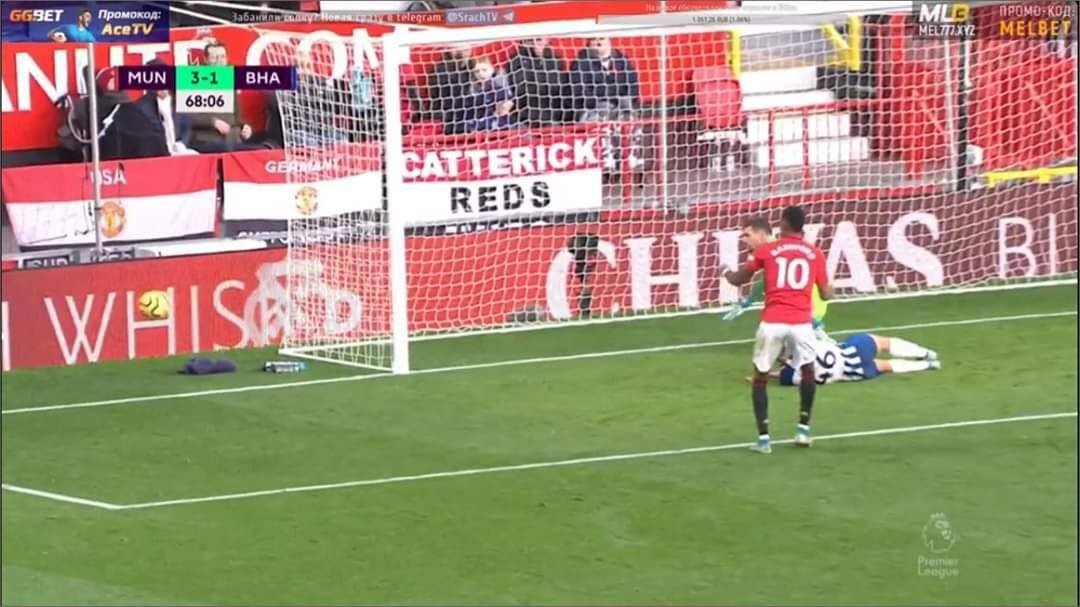 Man Utd fans slam Marcus Rashford for ‘miss of the season’ in Brighton clash - Bóng Đá