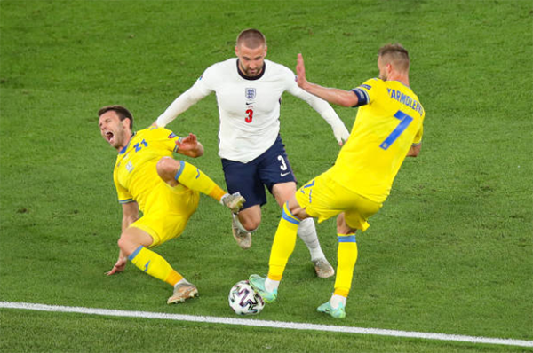 Thắng Ukraine, ĐT Anh đã tìm ra 1 cỗ máy chuyền bóng - Bóng Đá
