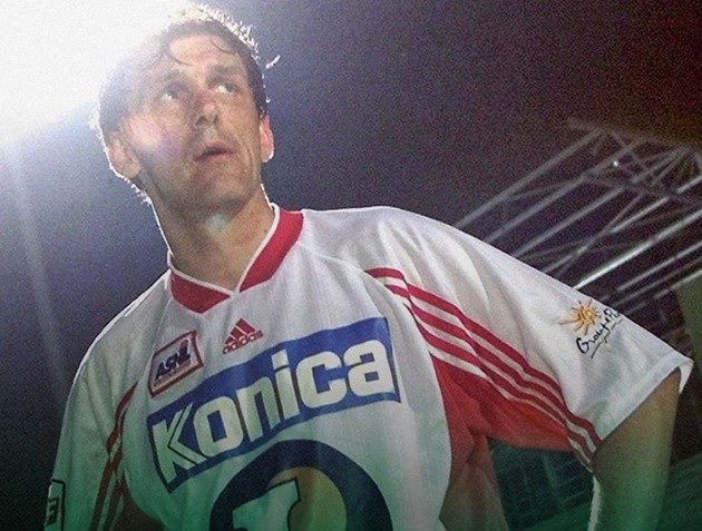 The oldest hat-trick scorers in different competitions - Bóng Đá