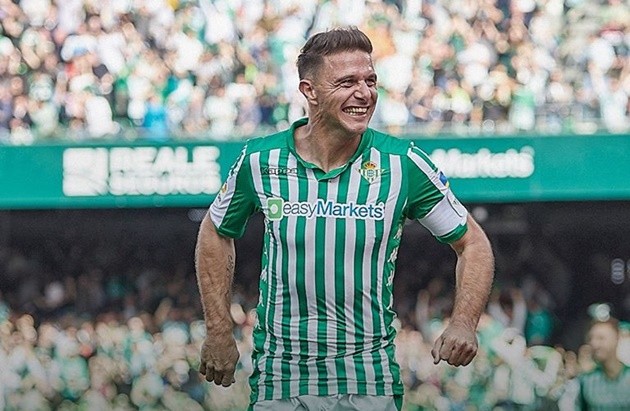 The oldest hat-trick scorers in different competitions - Bóng Đá