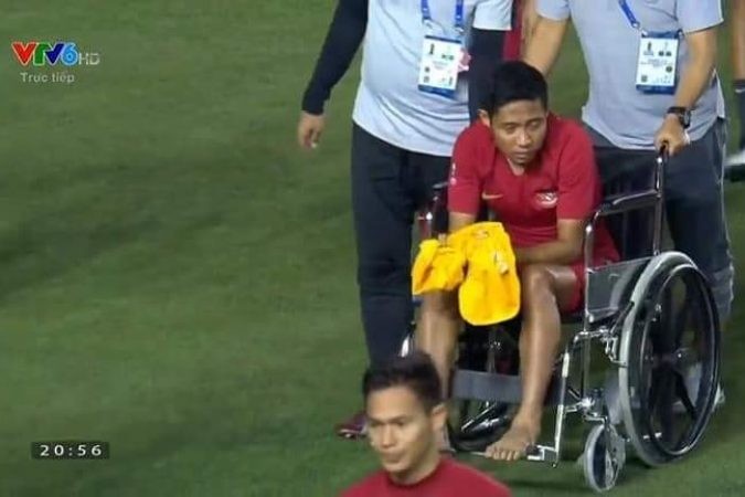 Văn Hậu với khoảnh khắc xù xì, gan góc nhưng đó là bước ngoặt của U22 Việt Nam - Bóng Đá