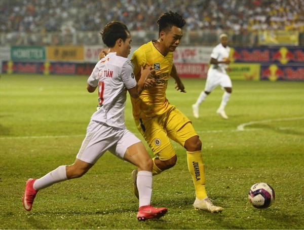 Rõ mức độ chấn thương của Quế Ngọc Hải; AFC vinh danh Viettel - Bóng Đá