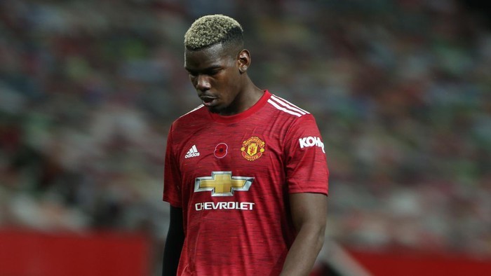 Chưa bàn đẳng cấp, Van de Beek đã cho thấy sự khác biệt quá lớn so với Pogba - Bóng Đá