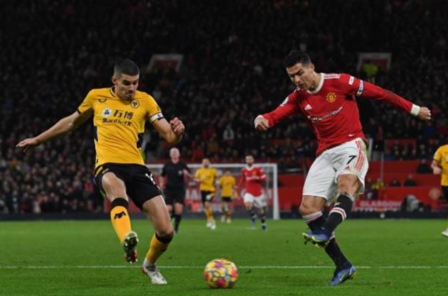 Phil Jones mang về quả phạt cho Man Utd - Bóng Đá